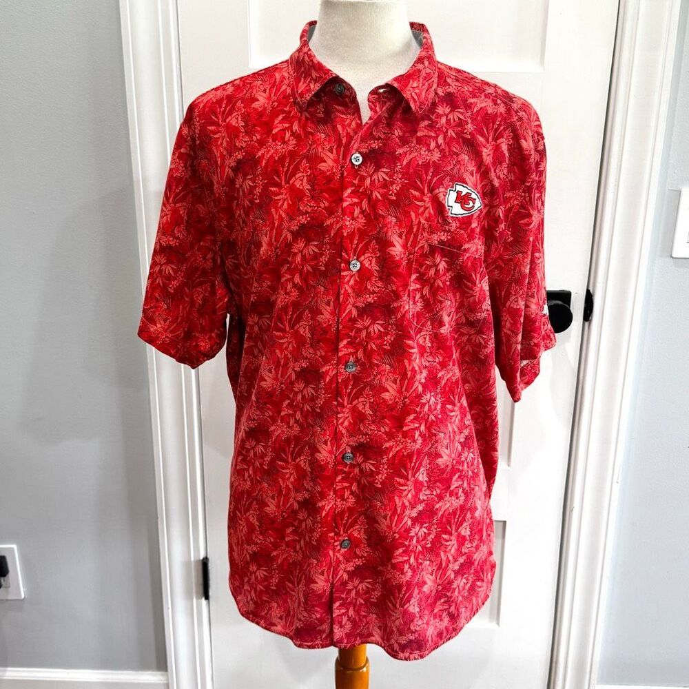 Tommy Bahama Kansas City Chiefs Hawaiian Shirt. Size XXL.